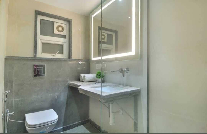 Bathroom, HOTEL IMPERIAL VIEW, Delhi