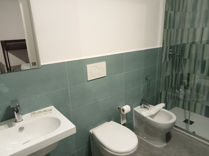 Bathroom 5, Deluxe Vatican, Roma