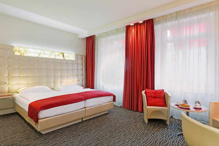 Bedroom 16