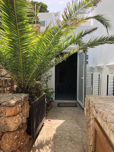 Others 4, Villa Palma, Baleares