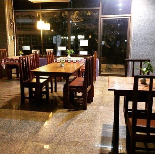 Food & Drinks, Win Bangna Hotel, Bang Na
