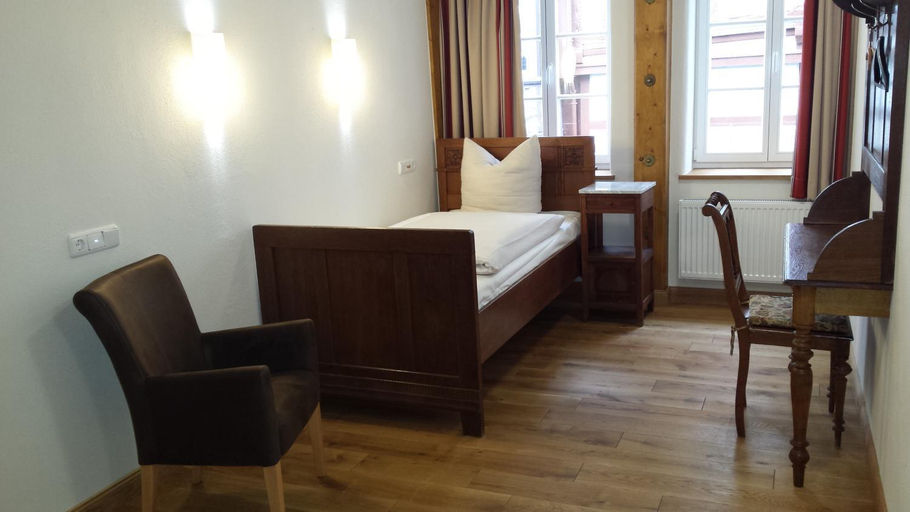 Bedroom 5