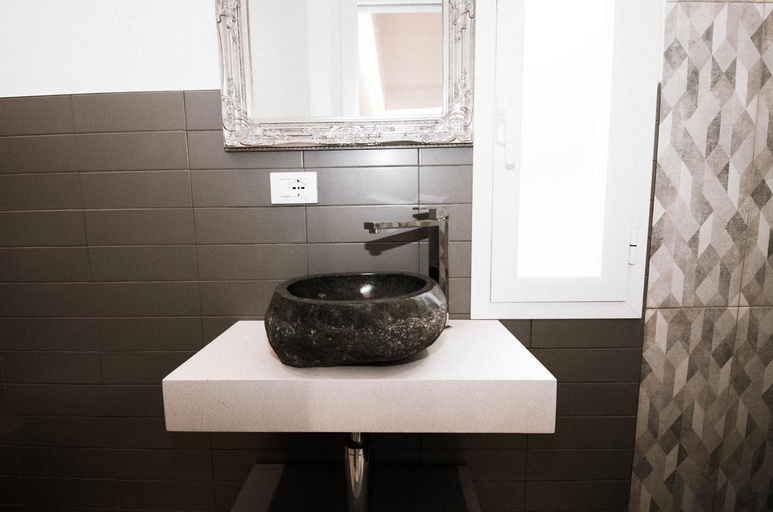 Bathroom 5
