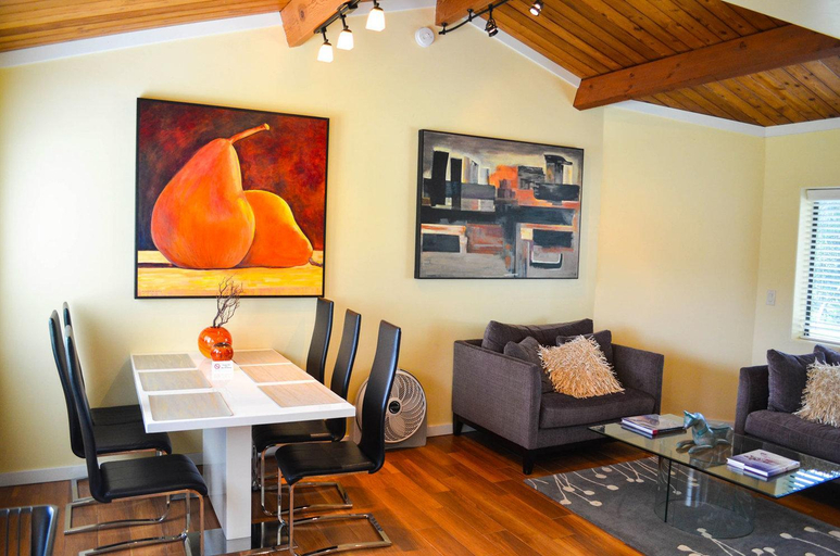 Others 4, Indian Creek Inn, Mendocino