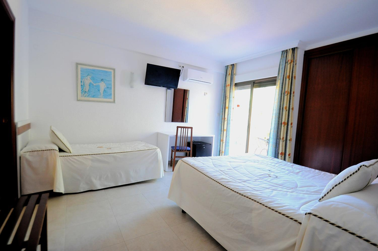 Bedroom 2, Hotel Goya, Granada