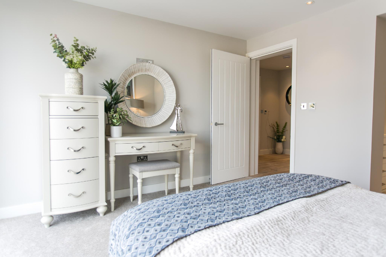 Bedroom 2, Edgewater - Bracklesham Bay, West Sussex