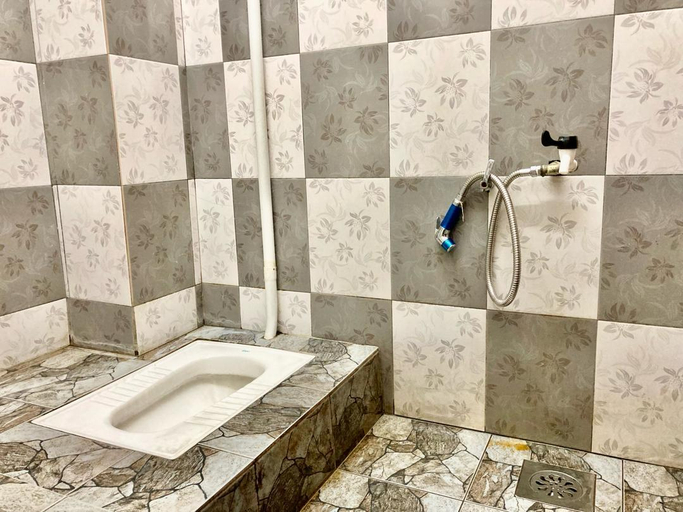 Bathroom 2, Isyfaq Homestay 4 Room 3 Bathroom, Seremban