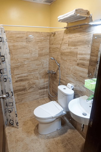 Bedroom 5, Benhas Hotel, Bukittinggi