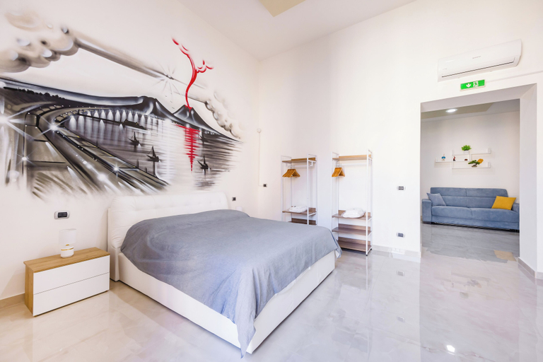 Bedroom 3, Rimmèl Apartment, Napoli