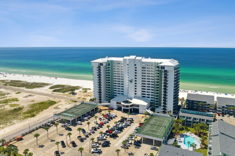 Exterior & Views 2, Beachfront Bliss! 2BR 2BA Stunning Views! Sleeps 8! Beach Chair Service!, Bay