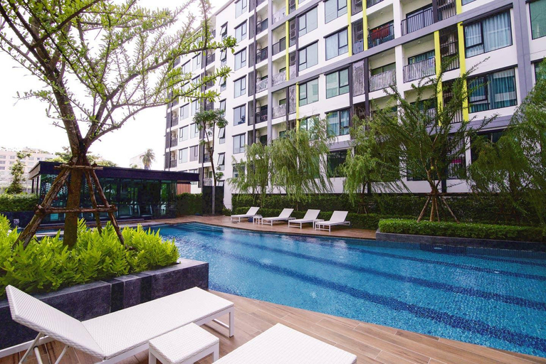 Others 2, Exquisite apartment Stylish pool + gym/mono8, Khlong Toey