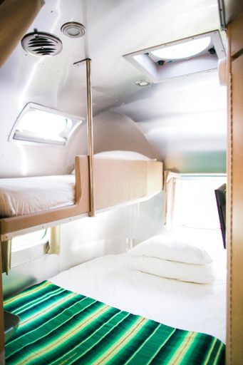 Bedroom 2, Caravan Outpost, Ventura