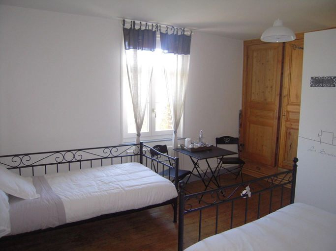 Bedroom 4, B&B La Ferme de l'Ostrevent, Nord