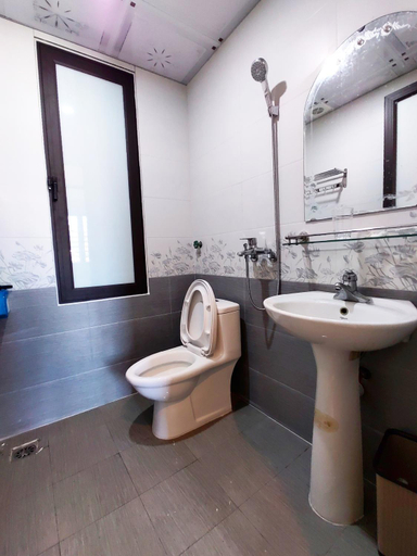 Bathroom 4, Hong Hao Hostel and Motorbikes, Hà Giang