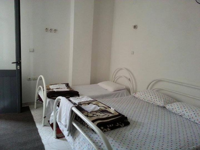 Others 2, Guest House AZA, Pogradecit