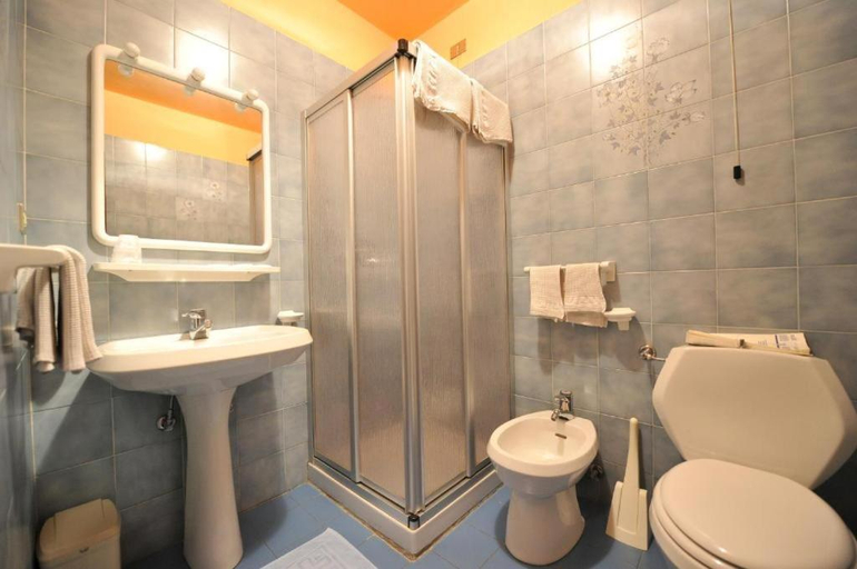 Bathroom, Locanda monte cervino, Aosta