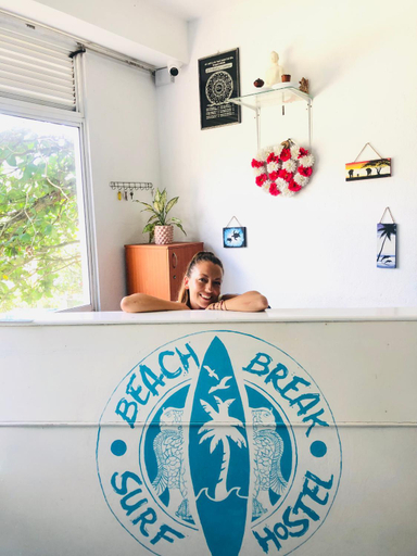 Public Area, Beach Break Surf Hostel, Weligama