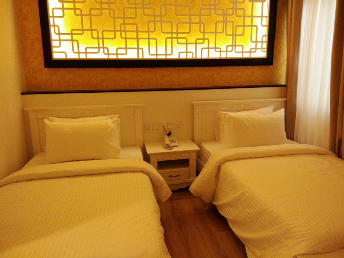 Bedroom 14