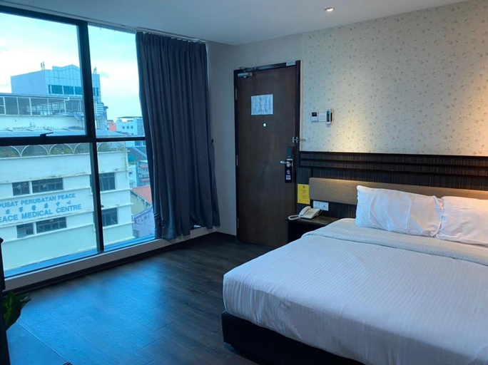 Bedroom 14