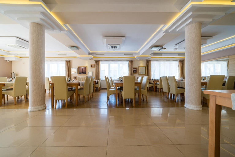 Food & Drinks 4, Adamar Jastrzebia Gora, Puck