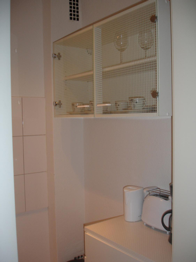 Bathroom 11