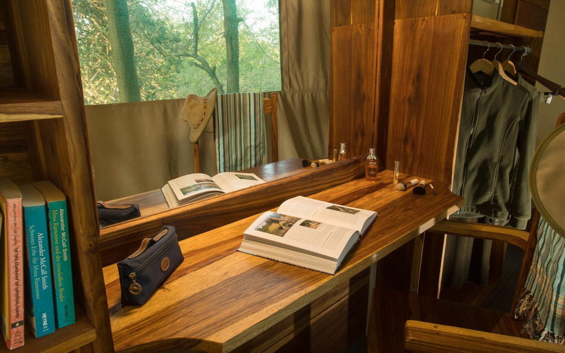 Others 5, Xaro Lodge, Ngamiland West