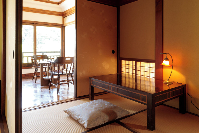 Bedroom, Yuyado Choseian, Shirahama