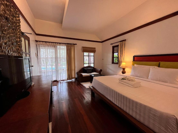 Bedroom 13