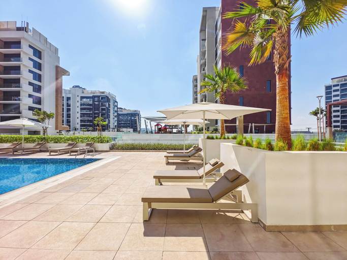 Sport & Beauty 3, Relaxing Studio Retreat in Vibrant Meydan City,, Dubai