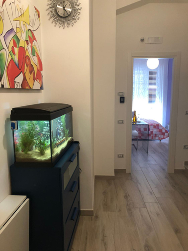 Others 3, al Corso 203, Salerno
