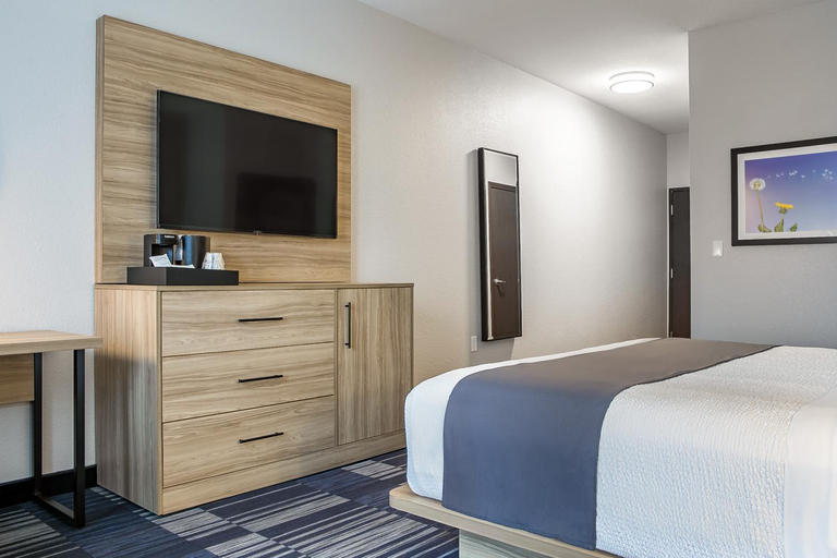 Bedroom 2, Winds Hotel at Crosswinds Casino, Sedgwick