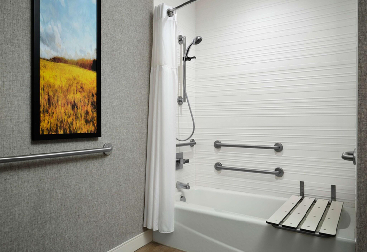 Bathroom 27