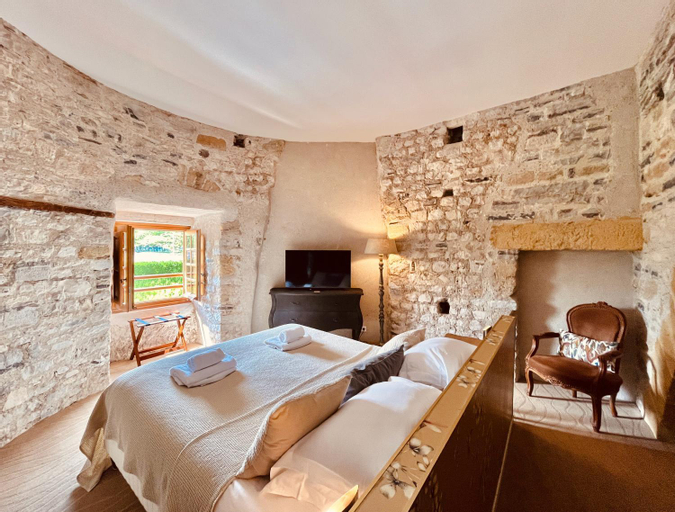 Bedroom 8