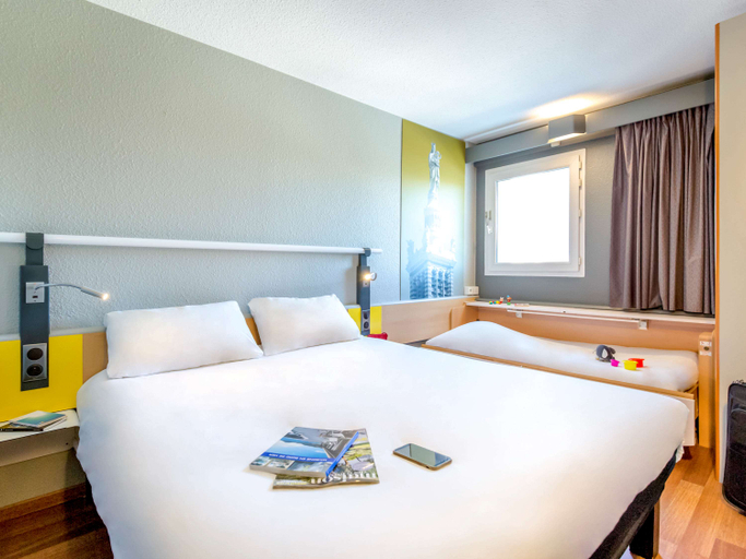 Bedroom 2, ibis Marseille Timone, Bouches-du-Rhône