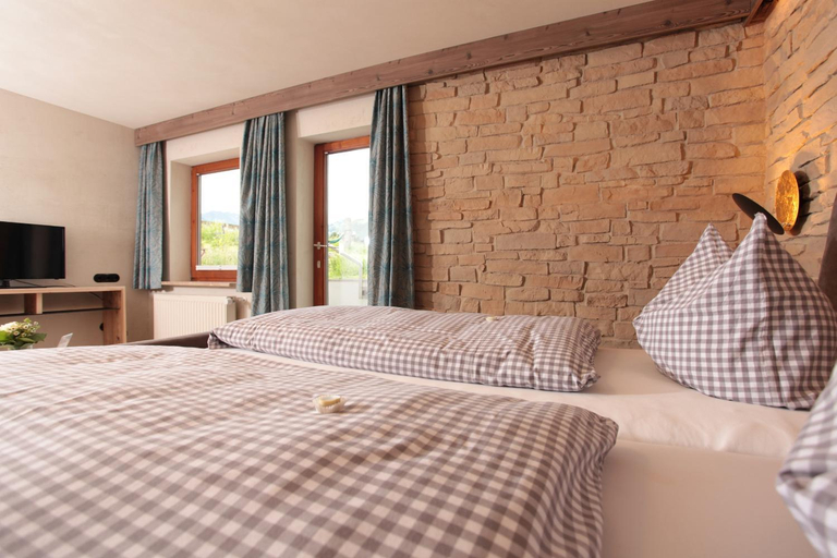 Bedroom 2, Landhaus Bromm, Bregenz