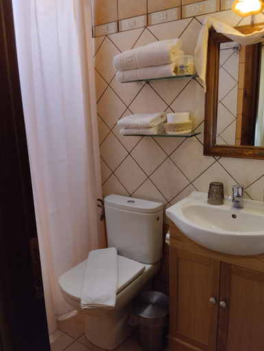 Bathroom 3, Valentini Guesthouse, Central Greece