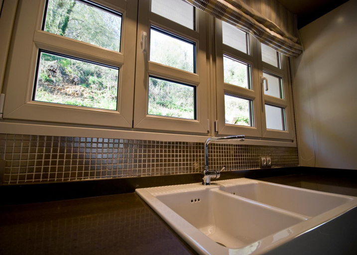 Facilities 2, Las Casas Rurales Huerta San Benito, Asturias