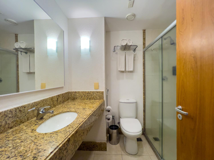 Bathroom 9