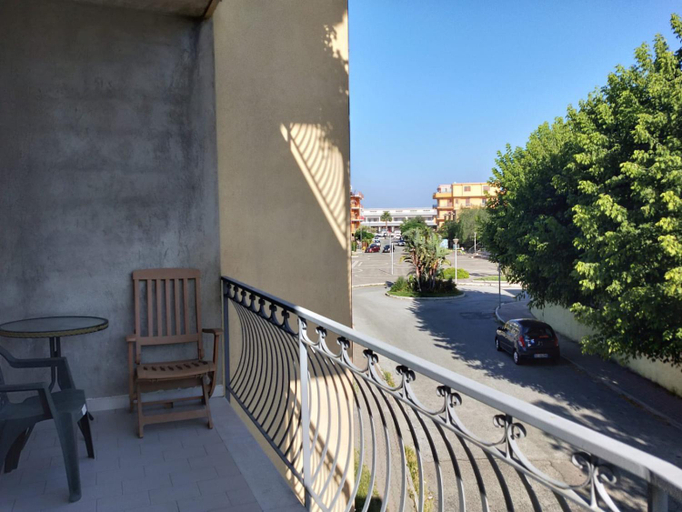 Others 3, La Santera, Catanzaro