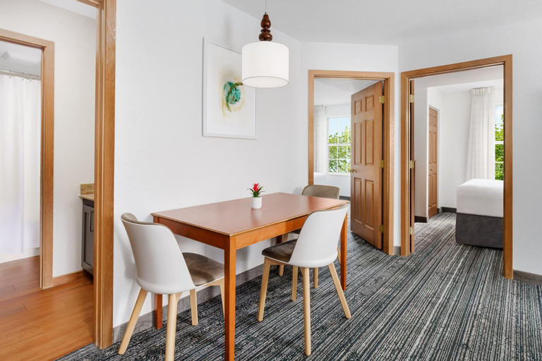 Dining Room 5