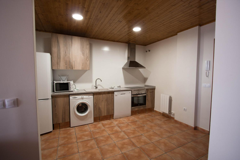 Others 5, Apartamentos Mirador de Gudar, Teruel