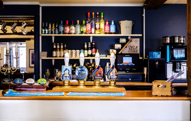 Food & Drinks 2, The Bell Inn, Suffolk