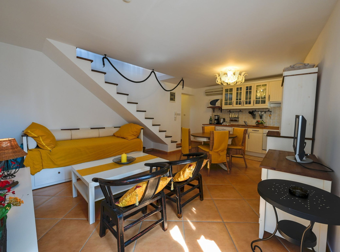 Others 4, Sleek and Trendy Downtown Apartment, Rovinj