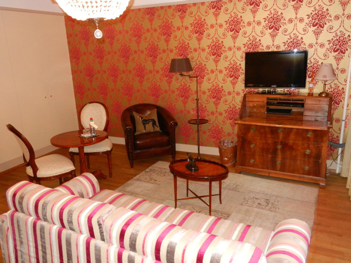 Bedroom 9