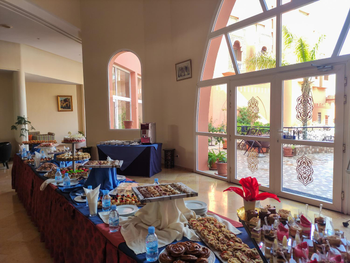 Food & Drinks 5, Hotel Idou Tiznit, Tiznit