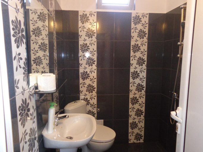 Bathroom 3, ViBo Guesthouse, Sapareva Banya