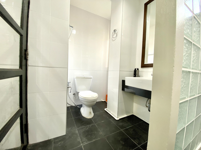 Bathroom 3, The Mamatel Boutique, Phuket Island