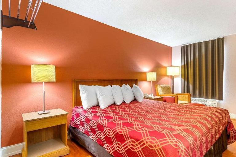 Bedroom 15