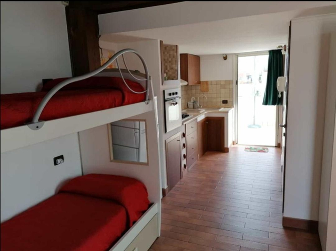 Others 3, B&B Terracina Holiday, Latina
