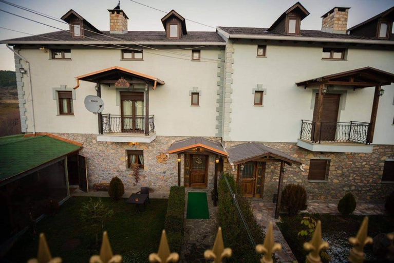 Vila118, Korçës
